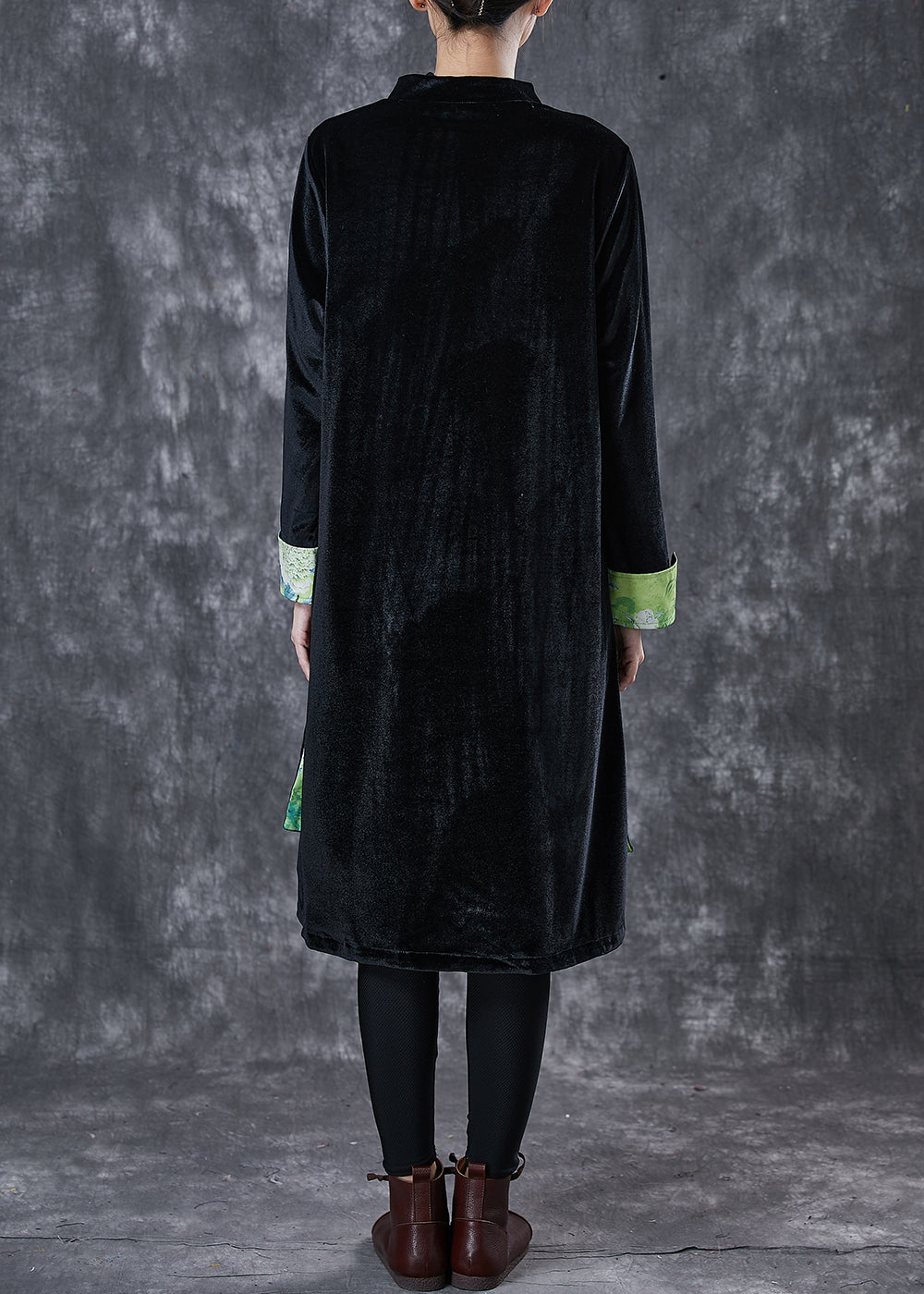 Elegantly Styled Coat for Everyday Wear