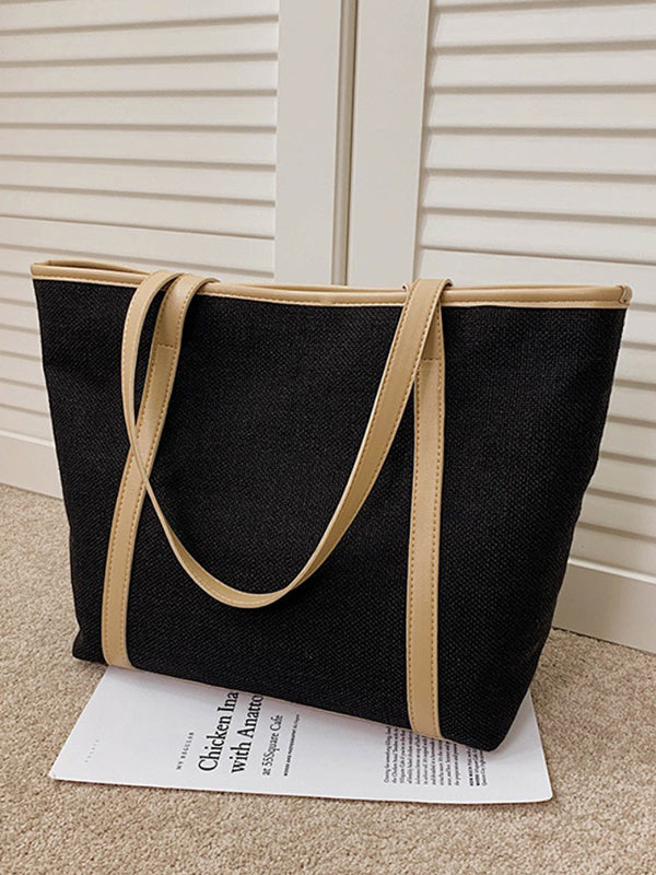 Sophisticated Bag with a Clean Classic Look