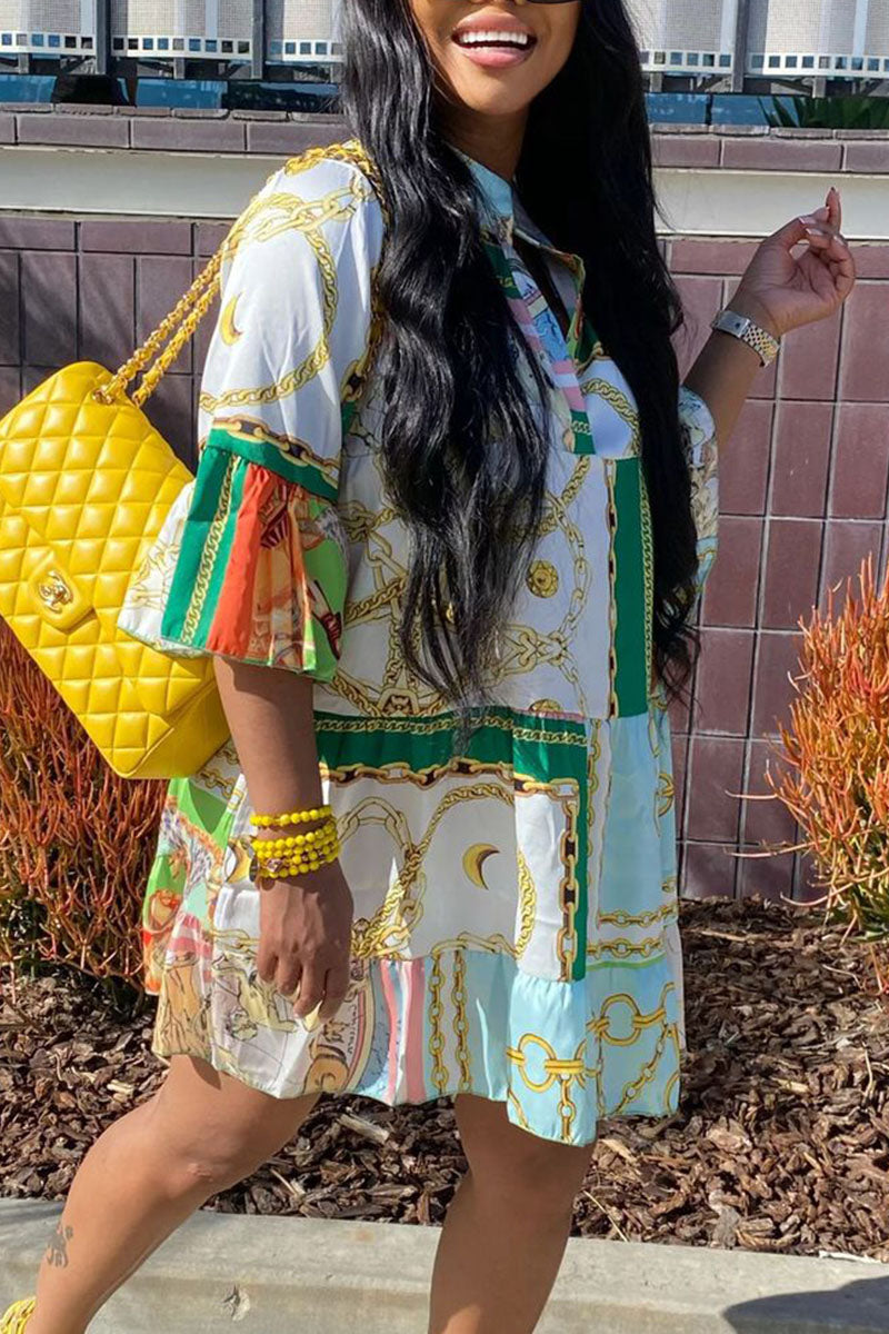 Classic Vintage Dress with a Flattering Fit