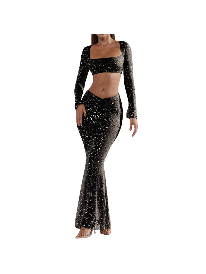 Well Tailored Top with a Graceful Silhouette