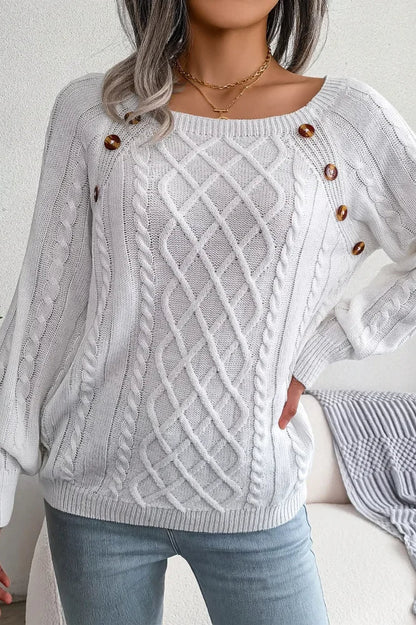Well Tailored Sweater with a Graceful Silhouette