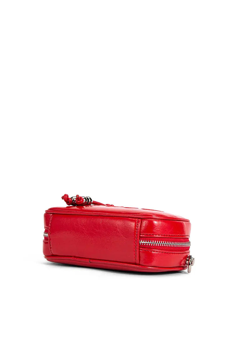 A Vintage Style Bag with Delicate Timeless Details