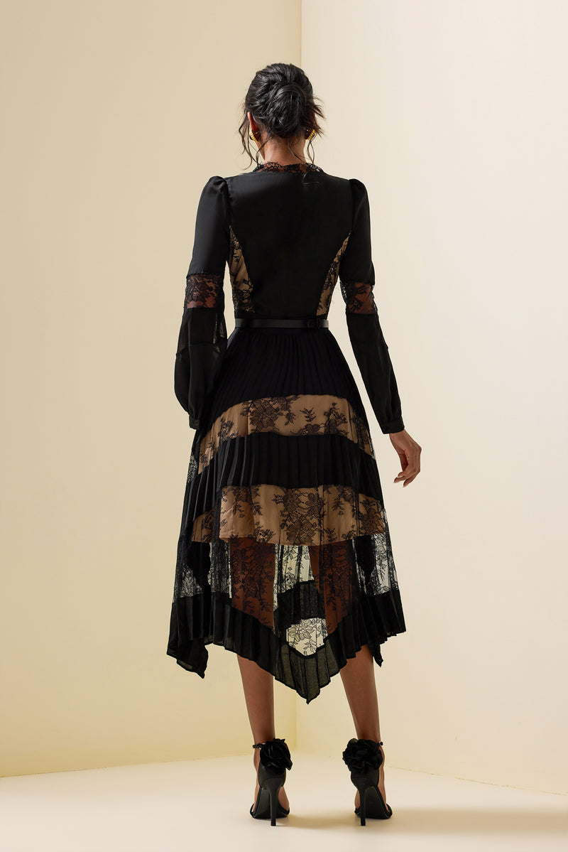 Classic Vintage & Enduringly Stylish Dress