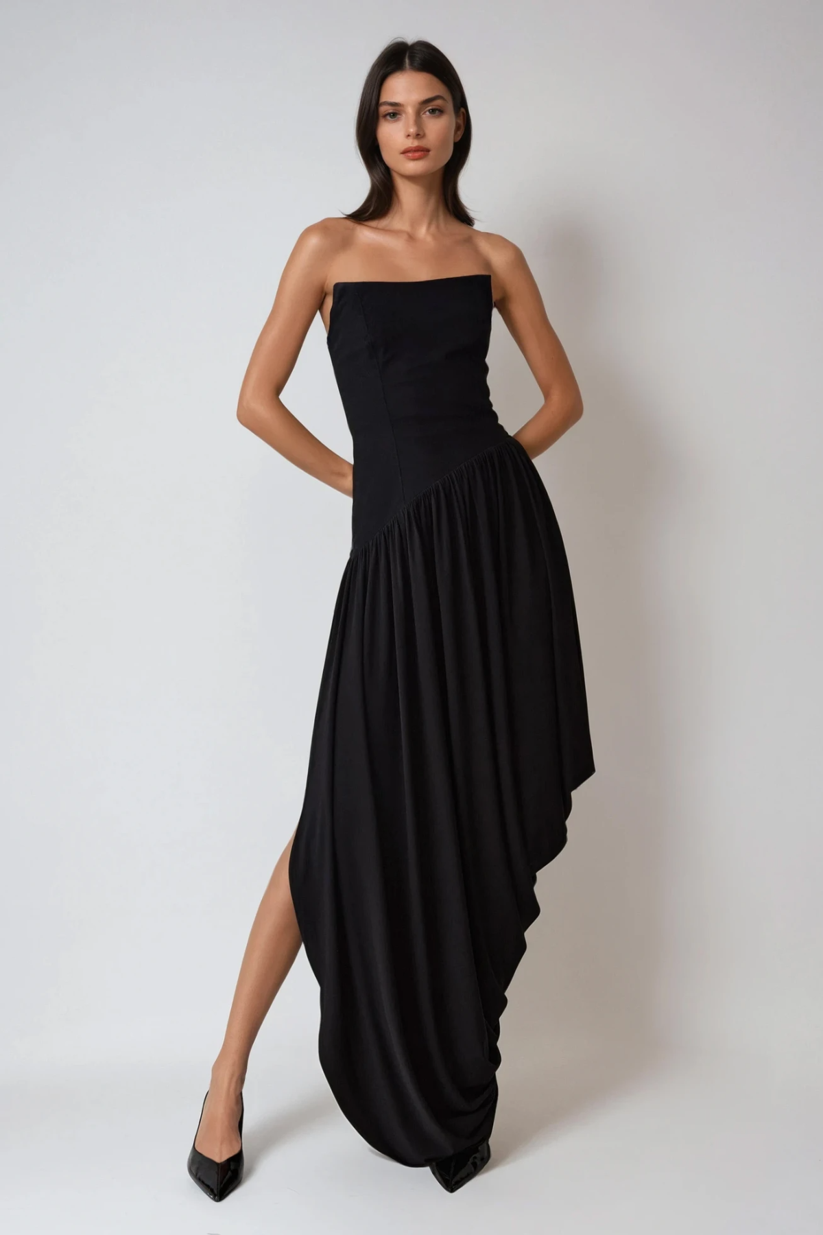 Beautifully Crafted Dress in a Classic Style