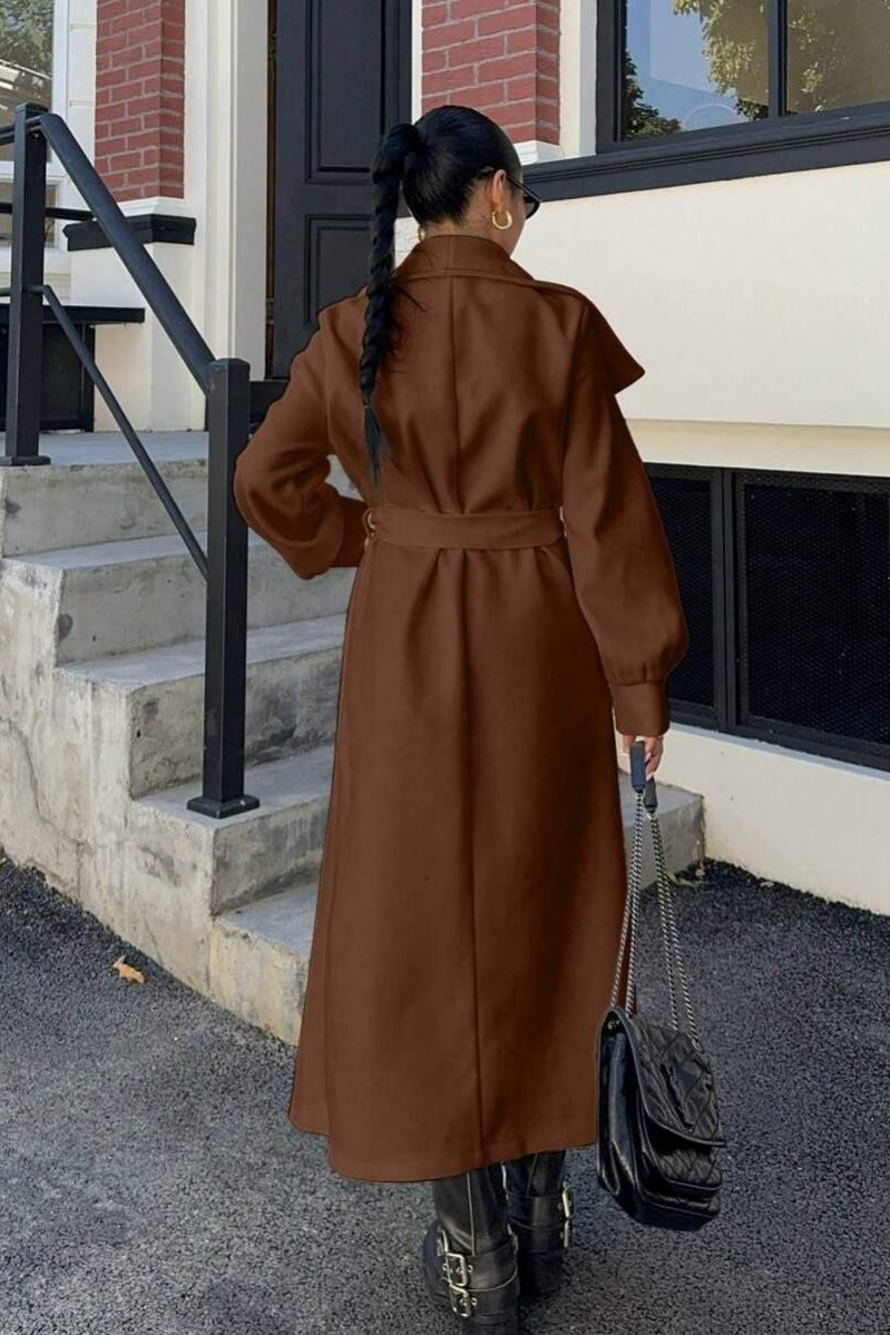 Gracefully Styled Coat for Any Occasion