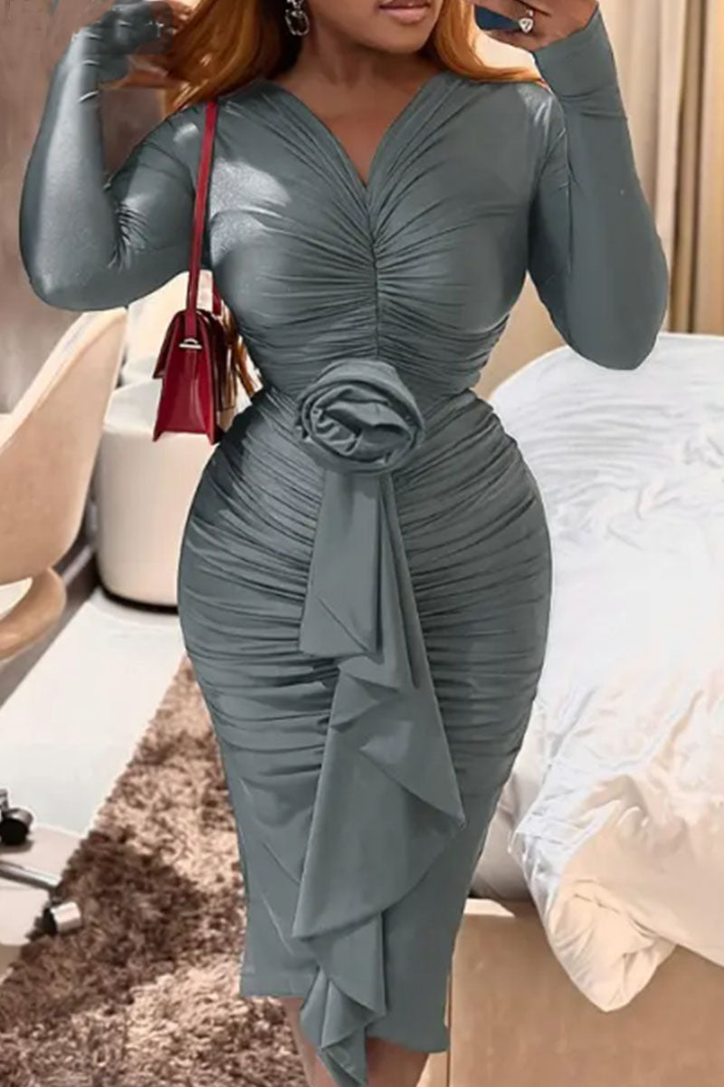 Beautifully Crafted Dress in a Classic Style