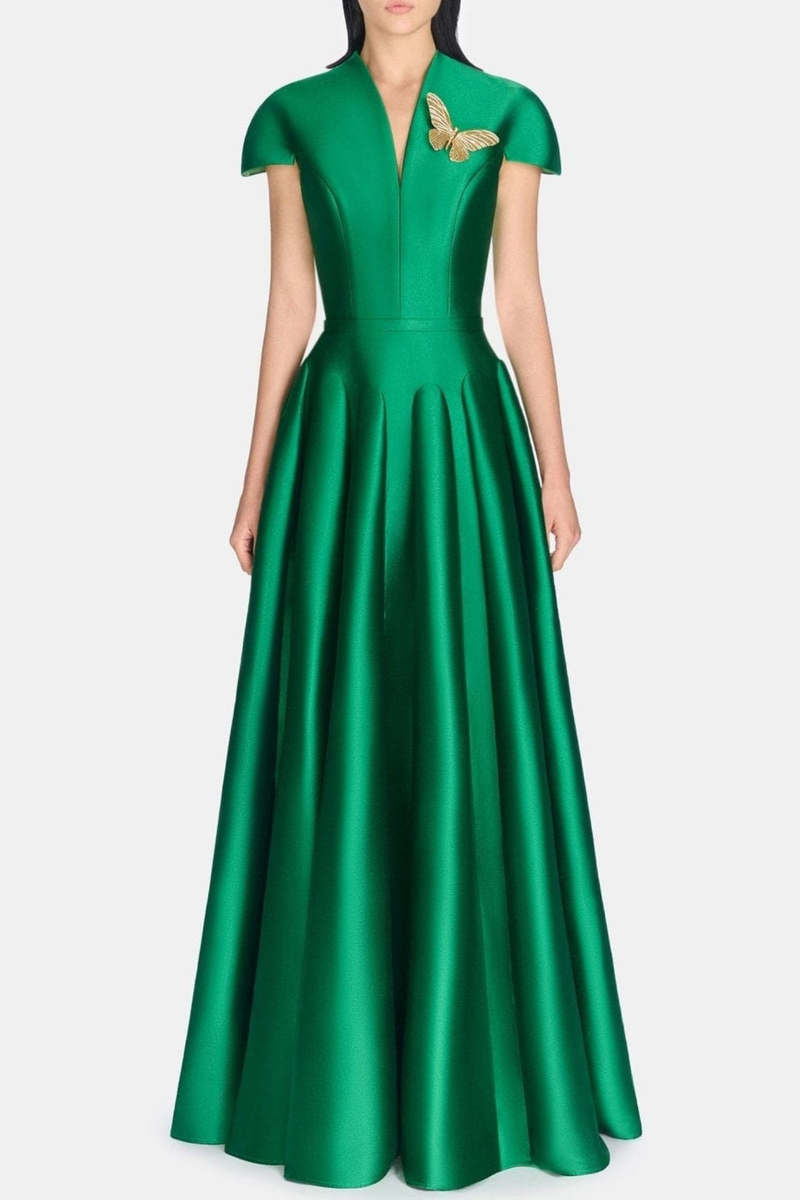 Classic Vintage Dress with a Flattering Fit