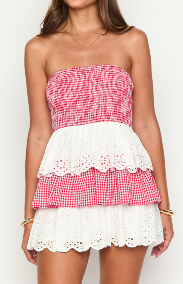 Gracefully Styled Dress for Any Occasion