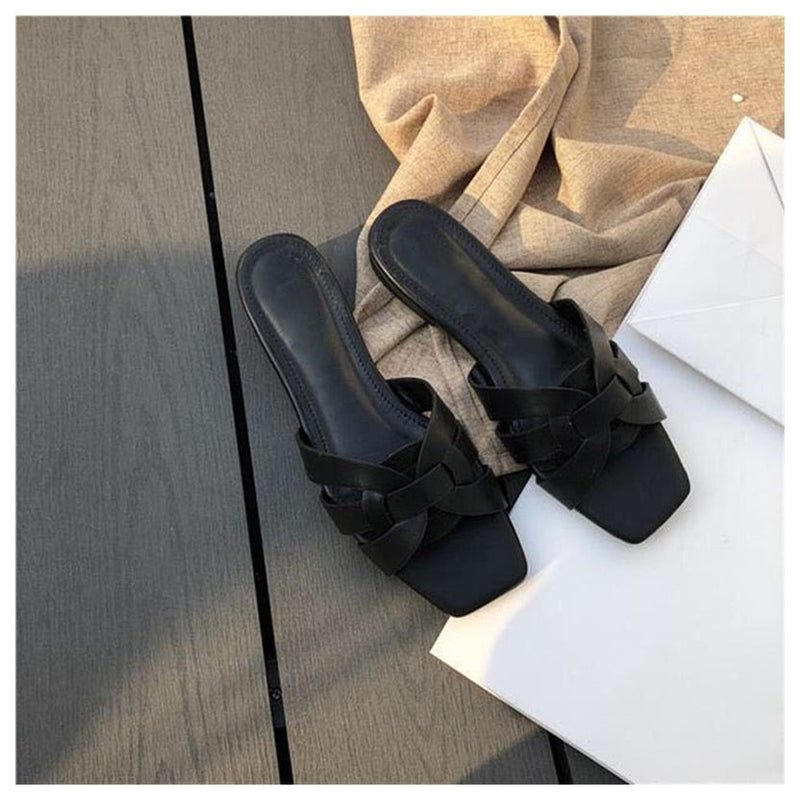 Elegantly Styled Sandals for Everyday Wear
