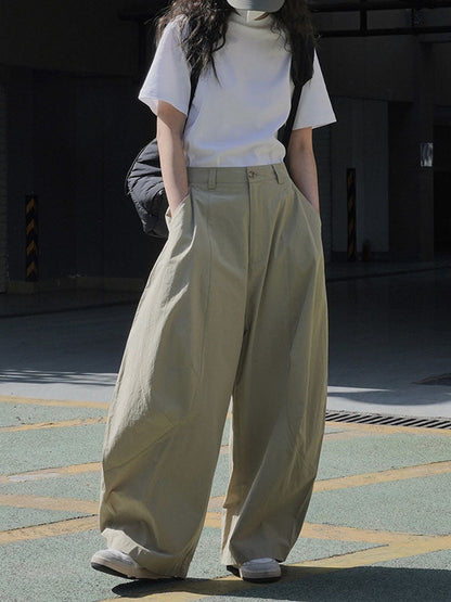 A Vintage Style Pants with Delicate Timeless Details