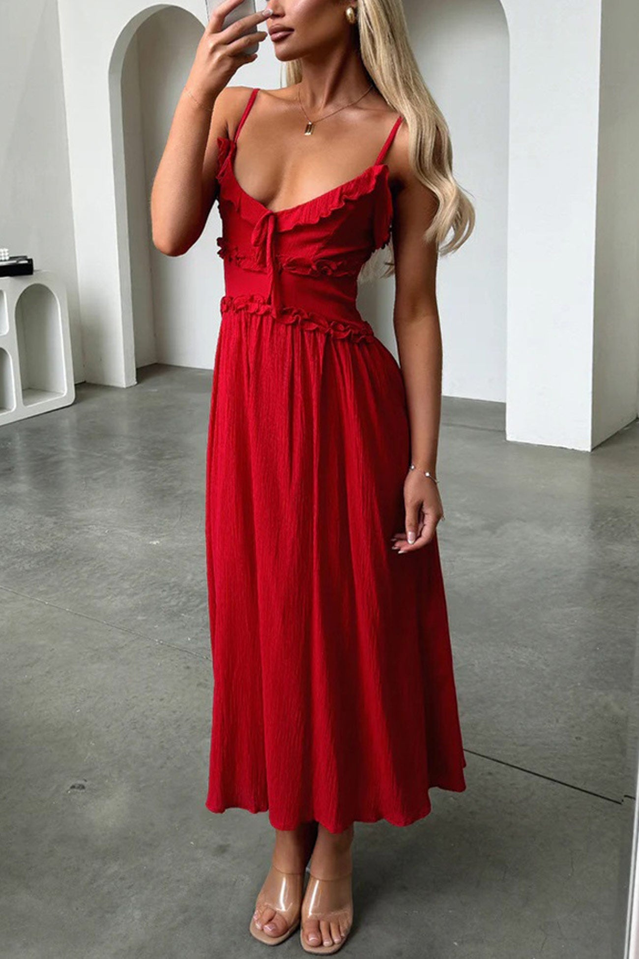 Classic Vintage Dress with a Flattering Fit