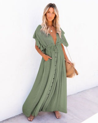 Beautifully Finished Dress in a Timeless Design
