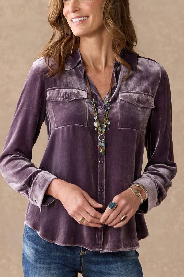 Elegantly Styled Shirt for Everyday Wear