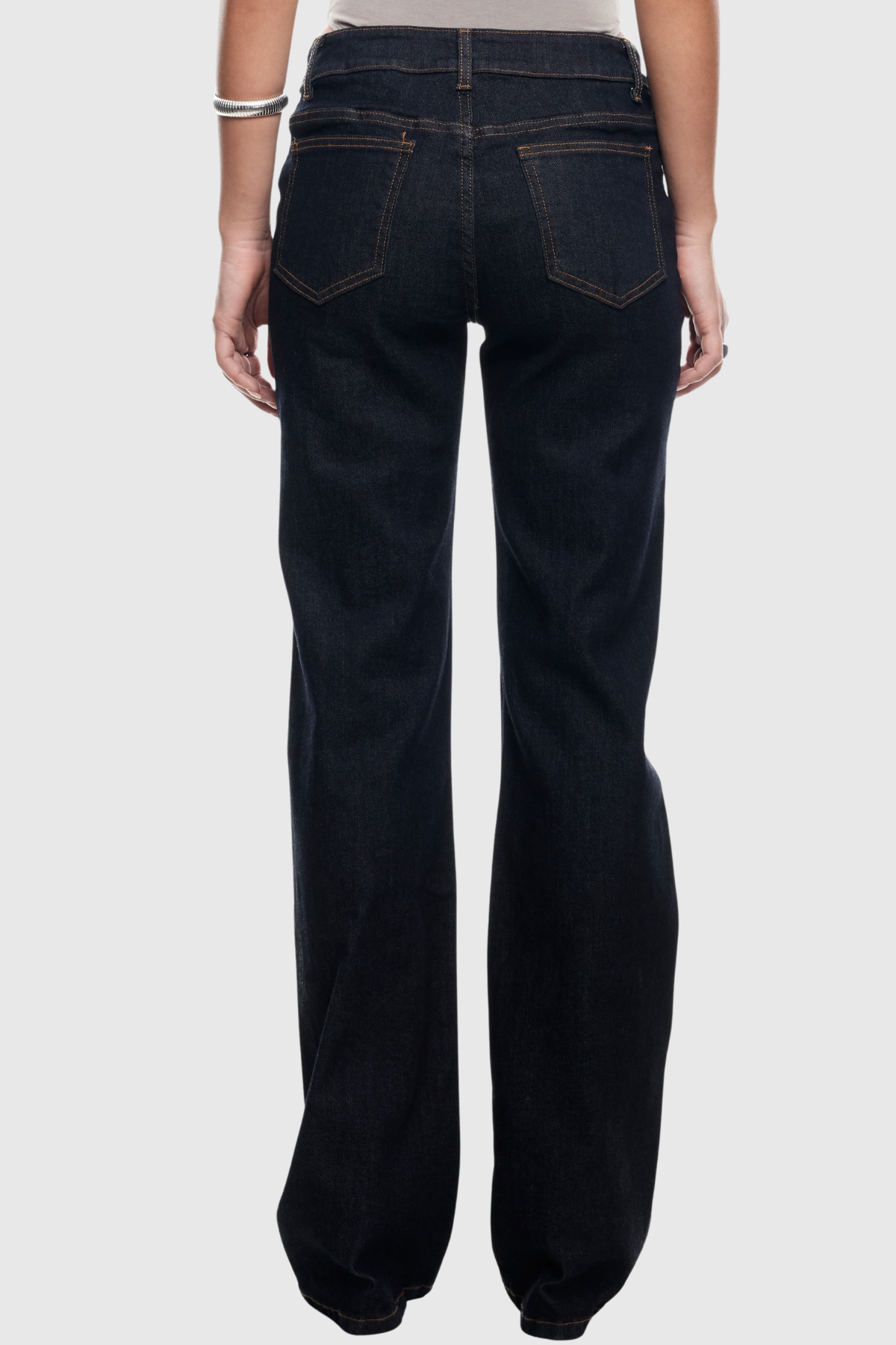 Sophisticated Garment with a Clean Classic Look