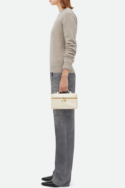 Classic Vintage Bag with a Flattering Fit