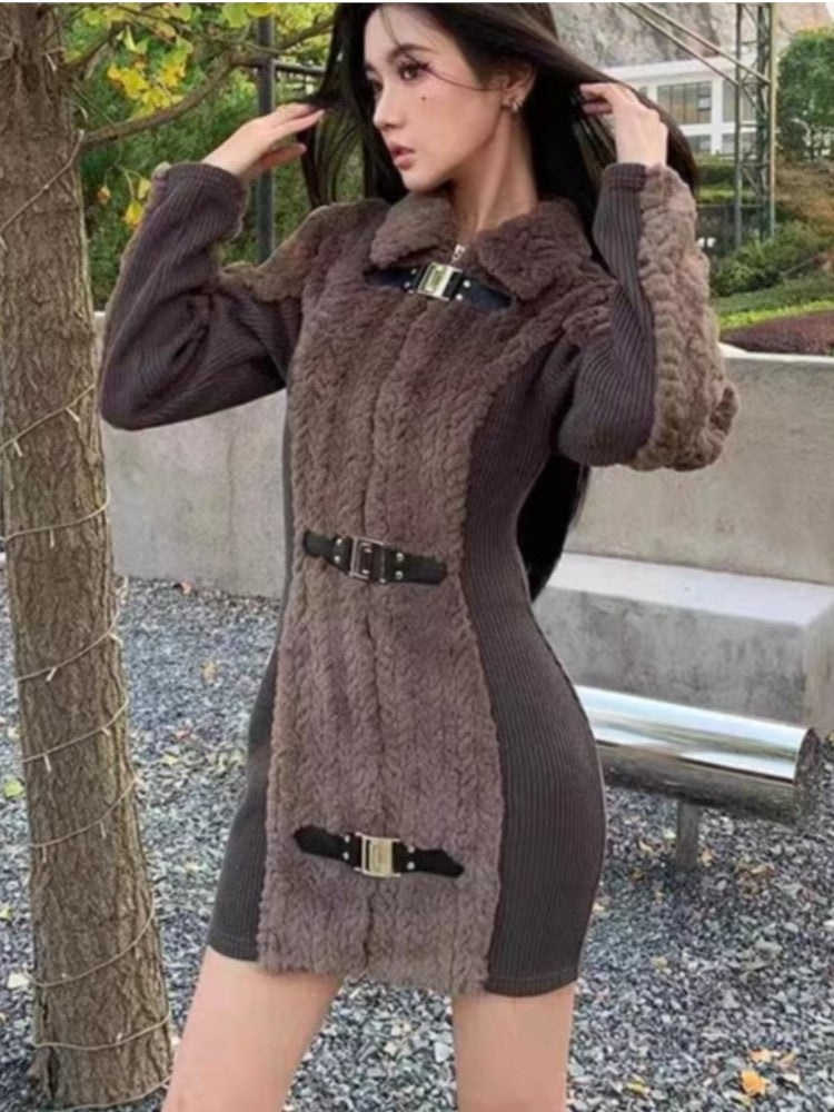 Classic Vintage Dress with a Flattering Fit