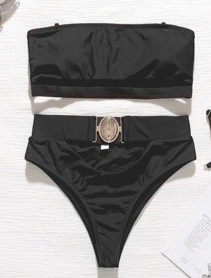 Well Tailored Bikini with a Graceful Silhouette