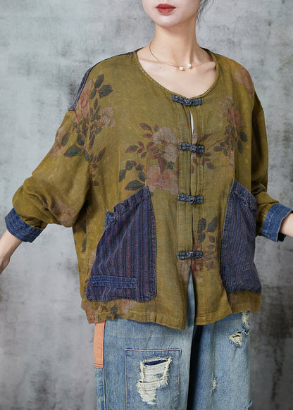 Well Tailored Top with a Graceful Silhouette