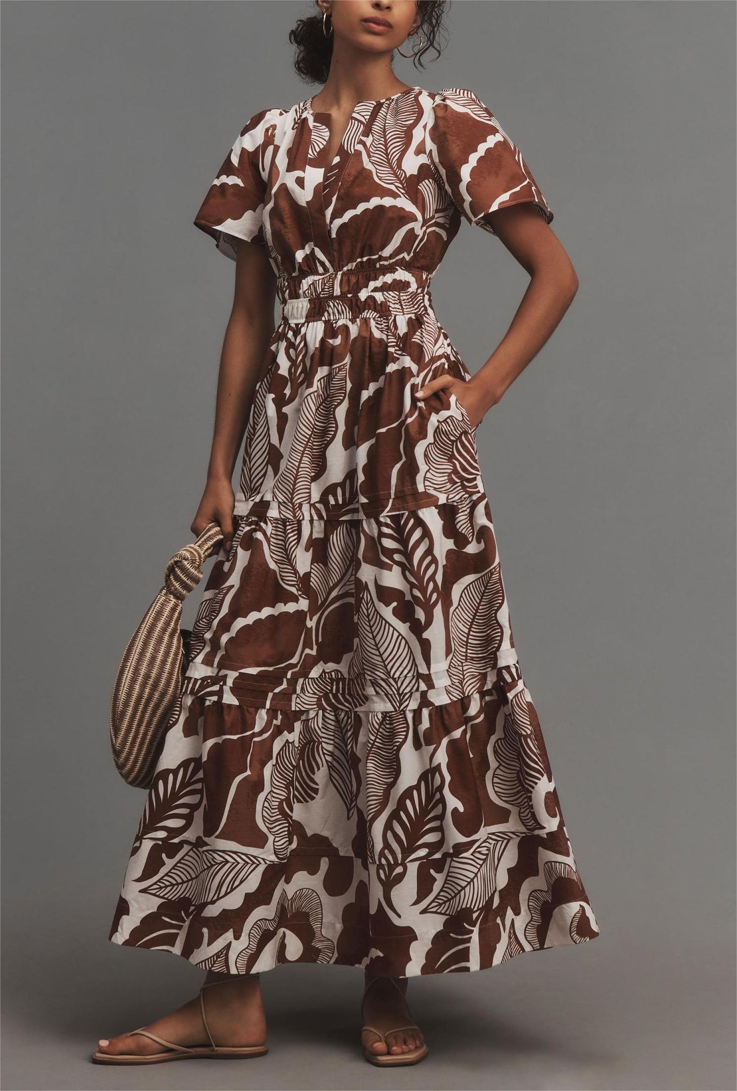 Beautifully Crafted Dress in a Classic Style