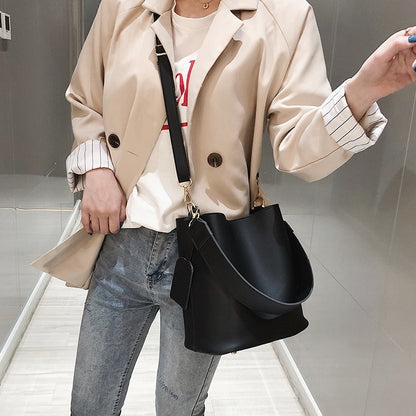 Polished Bag with an Effortless Classic Look