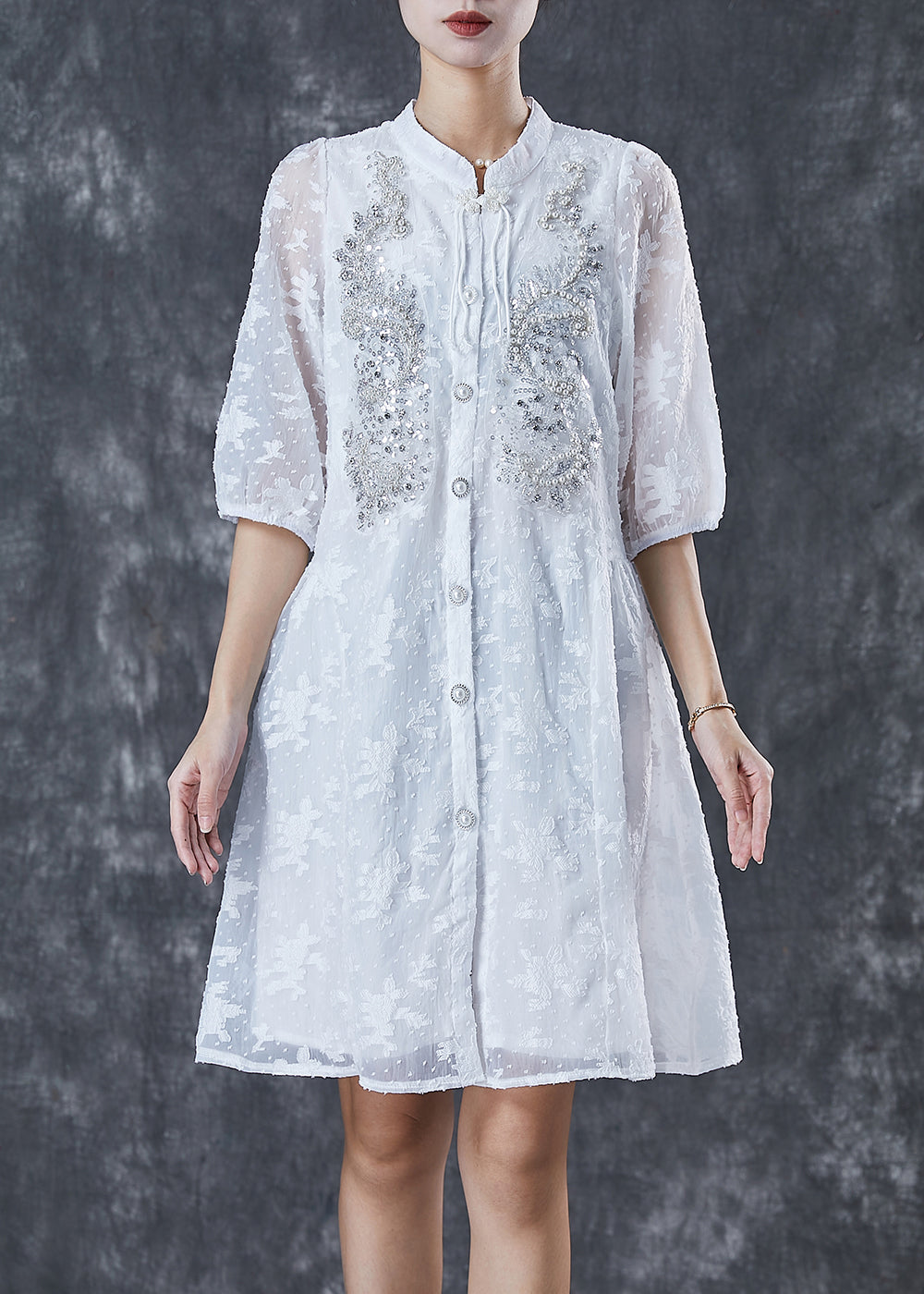 Gracefully Styled Dress for Any Occasion