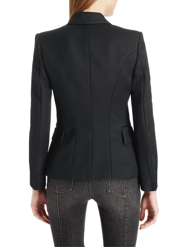 Effortlessly Elegant Garment with a Timeless Design