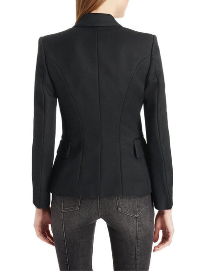 Effortlessly Elegant Garment with a Timeless Design