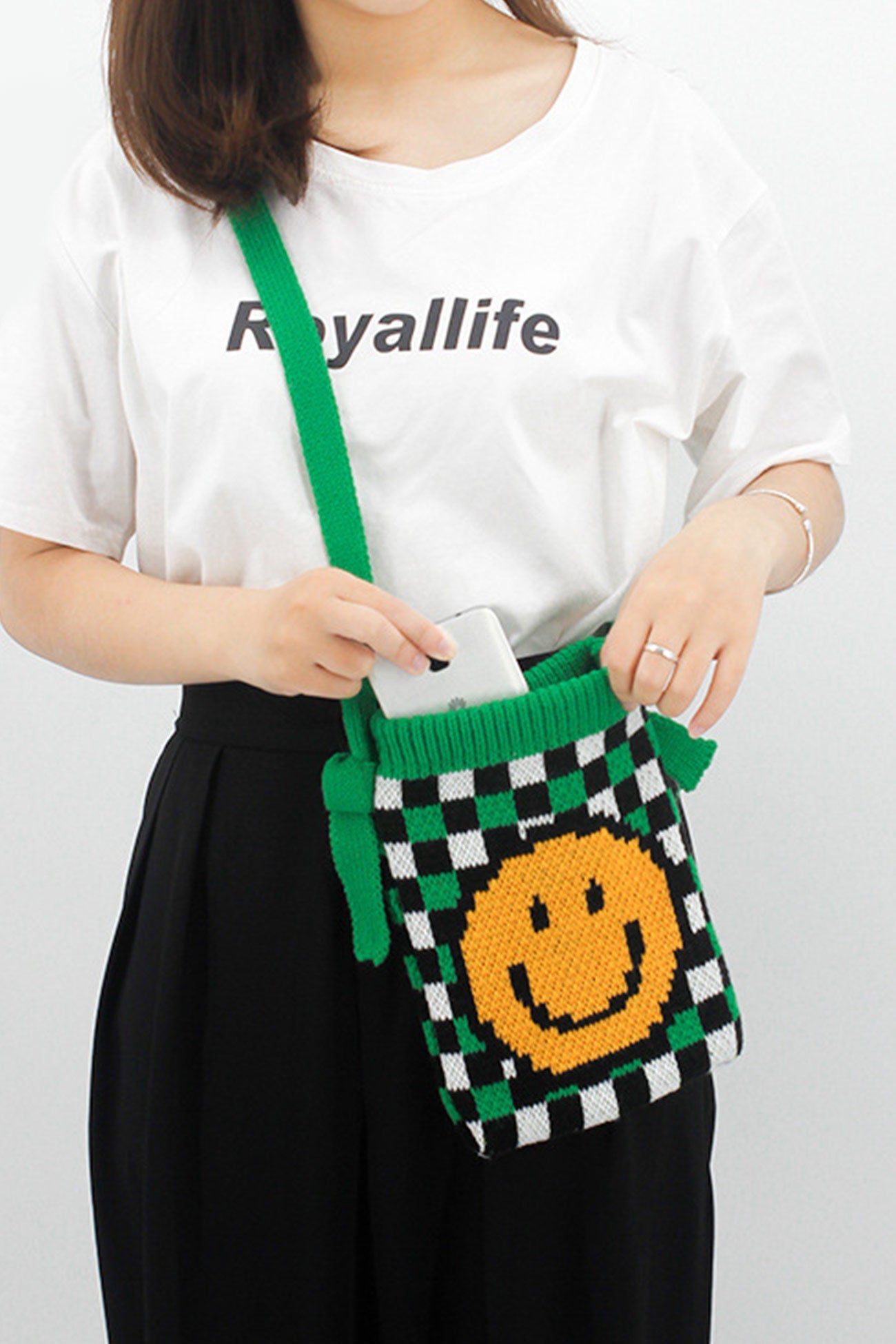 Beautifully Crafted Bag in a Classic Style