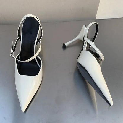 A Vintage Style Heels with Delicate Timeless Details