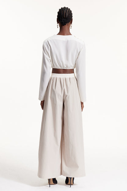 Beautifully Finished Pants in a Timeless Design
