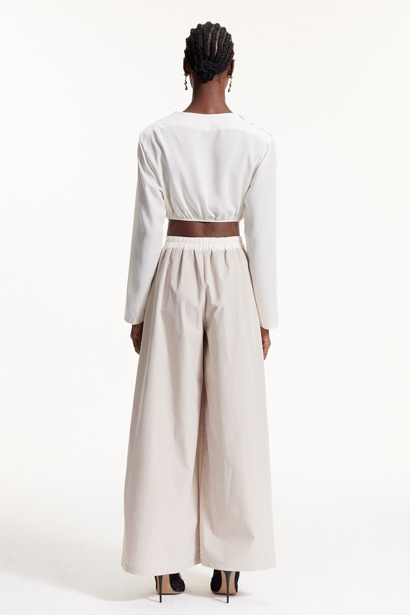 Beautifully Finished Pants in a Timeless Design