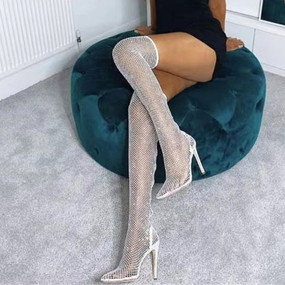 Beautifully Finished Boots in a Timeless Design