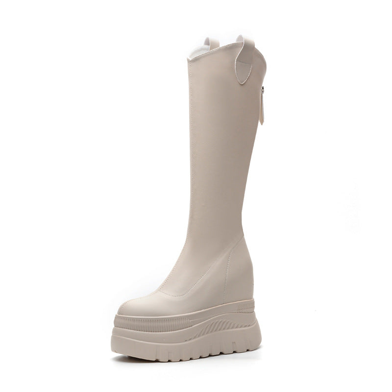 Polished Boots with an Effortless Classic Look
