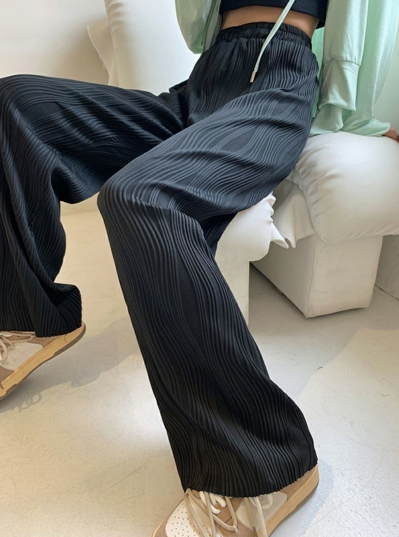 Beautifully Finished Pants in a Timeless Design
