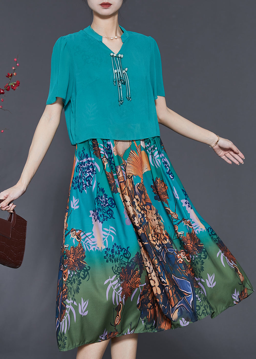 Sophisticated Dress with a Clean Classic Look
