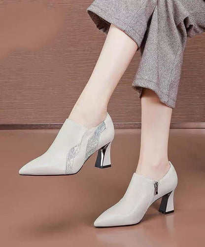 Well Tailored Garment with a Graceful Silhouette