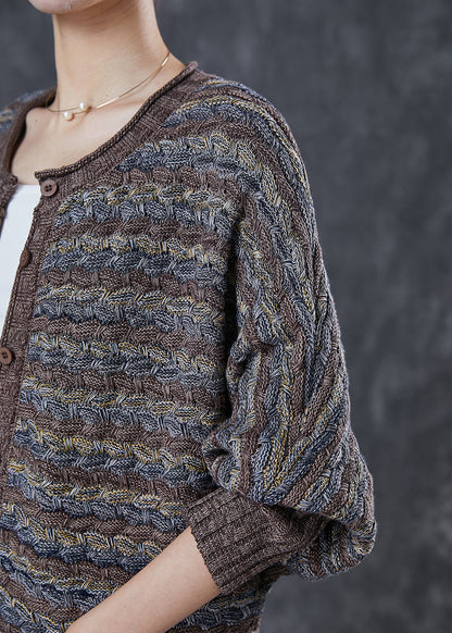 Classic Vintage Cardigan with a Flattering Fit