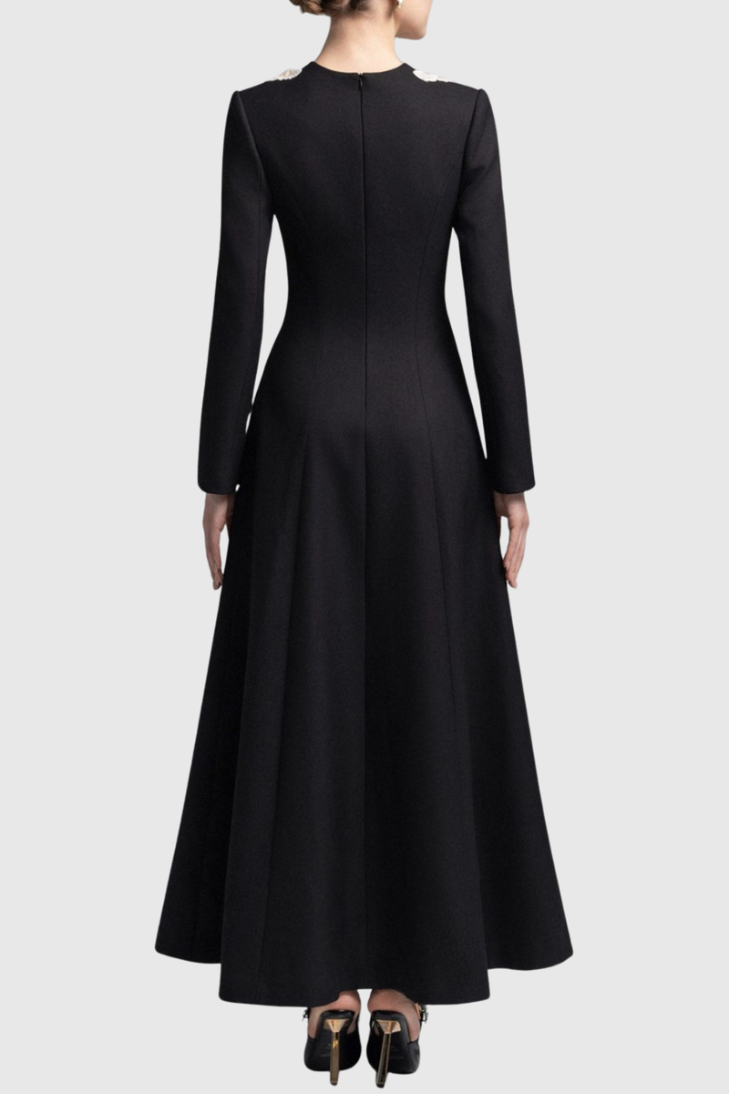 Sophisticated Dress with a Clean Classic Look
