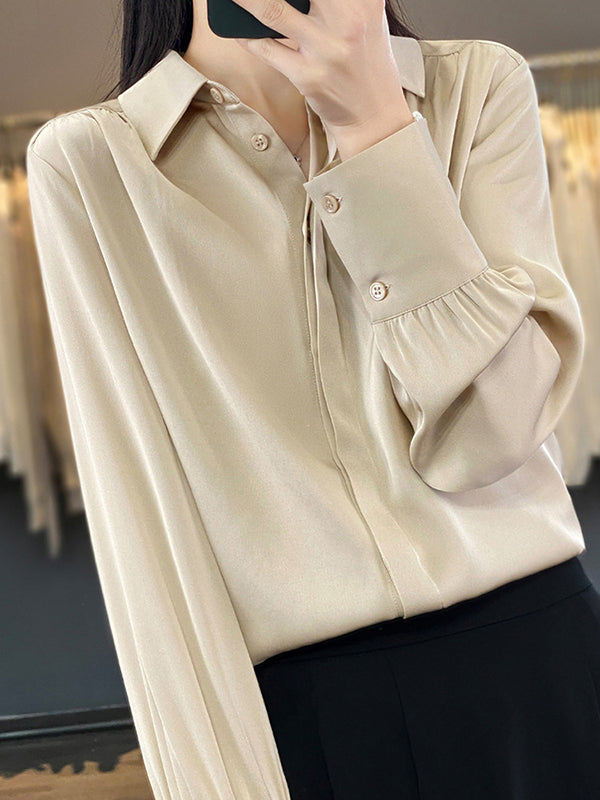 A Vintage Style Blouse with Delicate Timeless Details