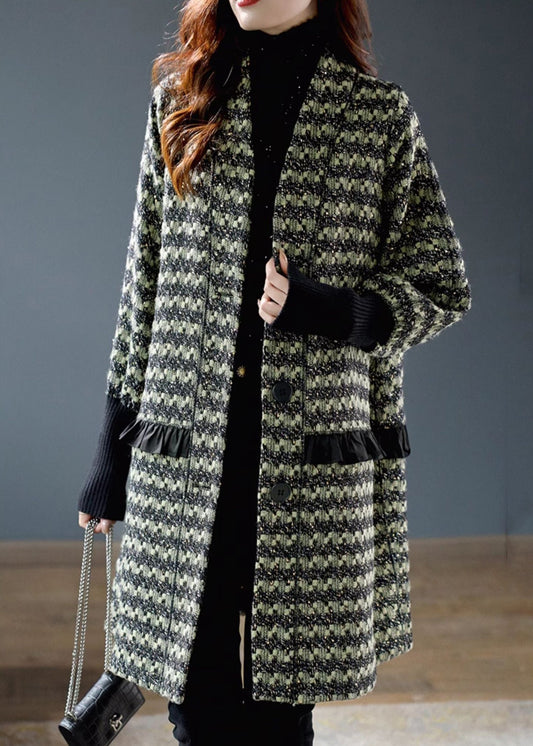 Gracefully Styled Coat for Any Occasion