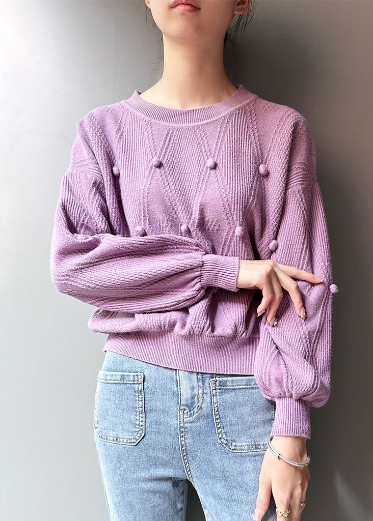 Well Tailored Top with a Graceful Silhouette