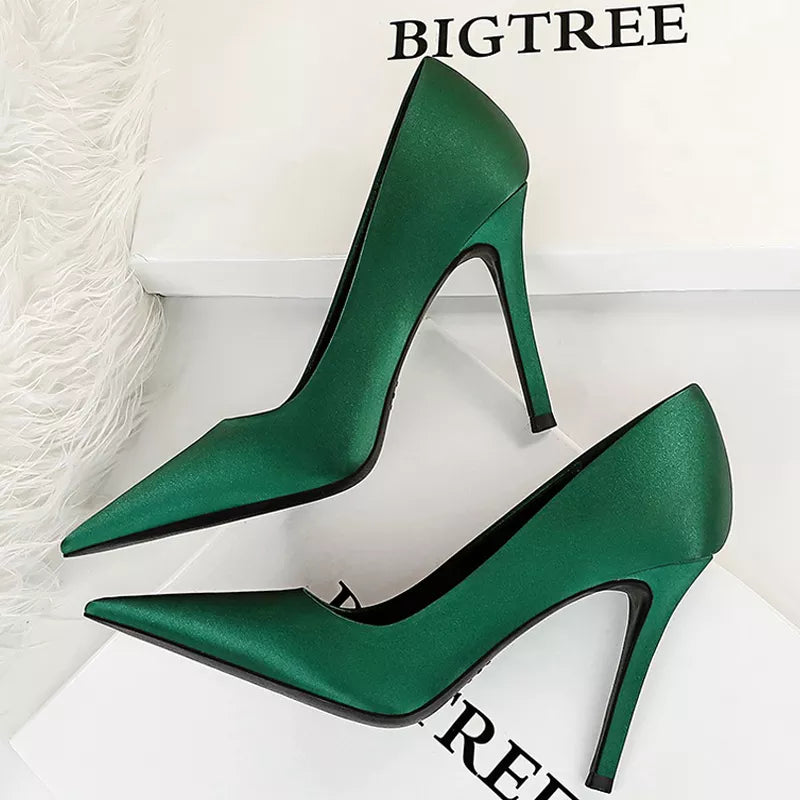 Vintage Inspired Heels with a Contemporary Edge