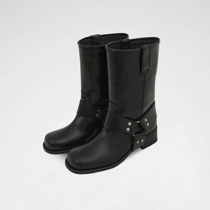 Gracefully Styled Boots for Any Occasion