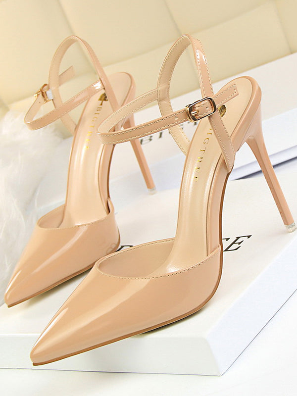 Elegantly Styled Sandals for Everyday Wear