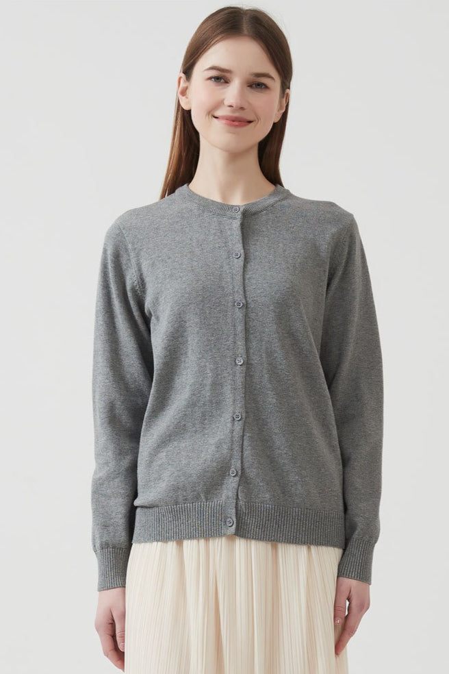 Gracefully Styled Cardigan for Any Occasion