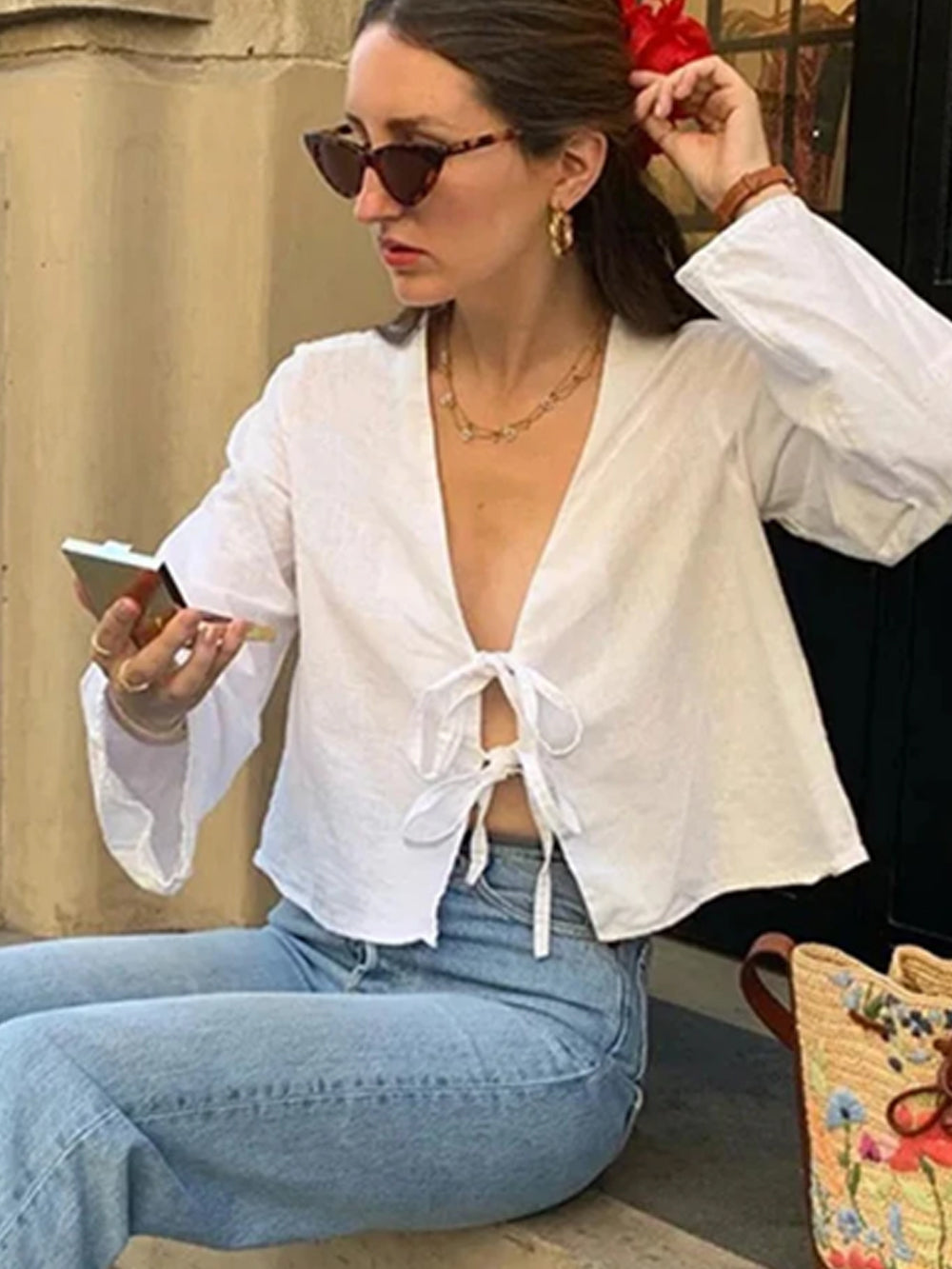 Sophisticated Blouse with a Clean Classic Look