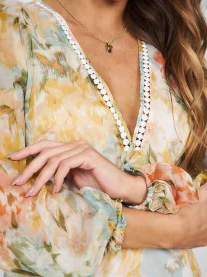 Beautifully Crafted Dress in a Classic Style