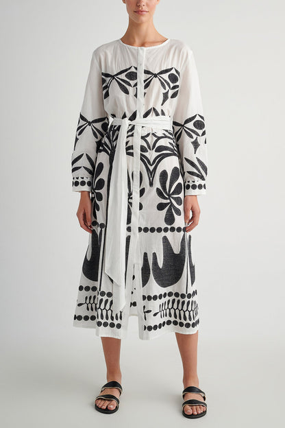 Polished Dress with an Effortless Classic Look