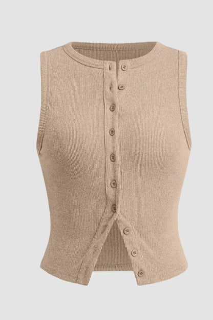Effortlessly Elegant Top with a Timeless Design