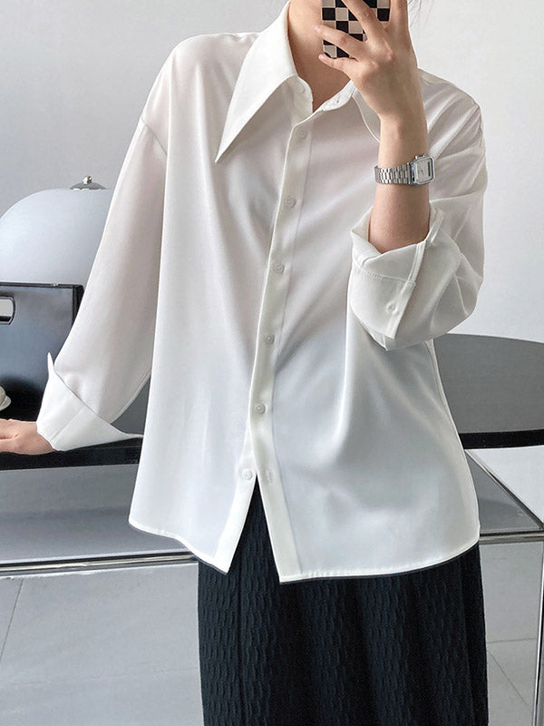 Sophisticated Blouse with a Clean Classic Look